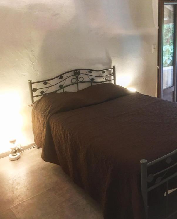 Chez Philippe et Myriam Bed and Breakfast Oppède Esterno foto